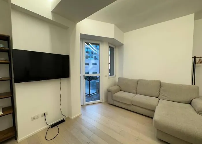 Apartmán Modern - Walking Distance To Station Milán